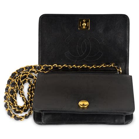 chanel wallet on chain singapore|vintage Chanel wallet on chain.